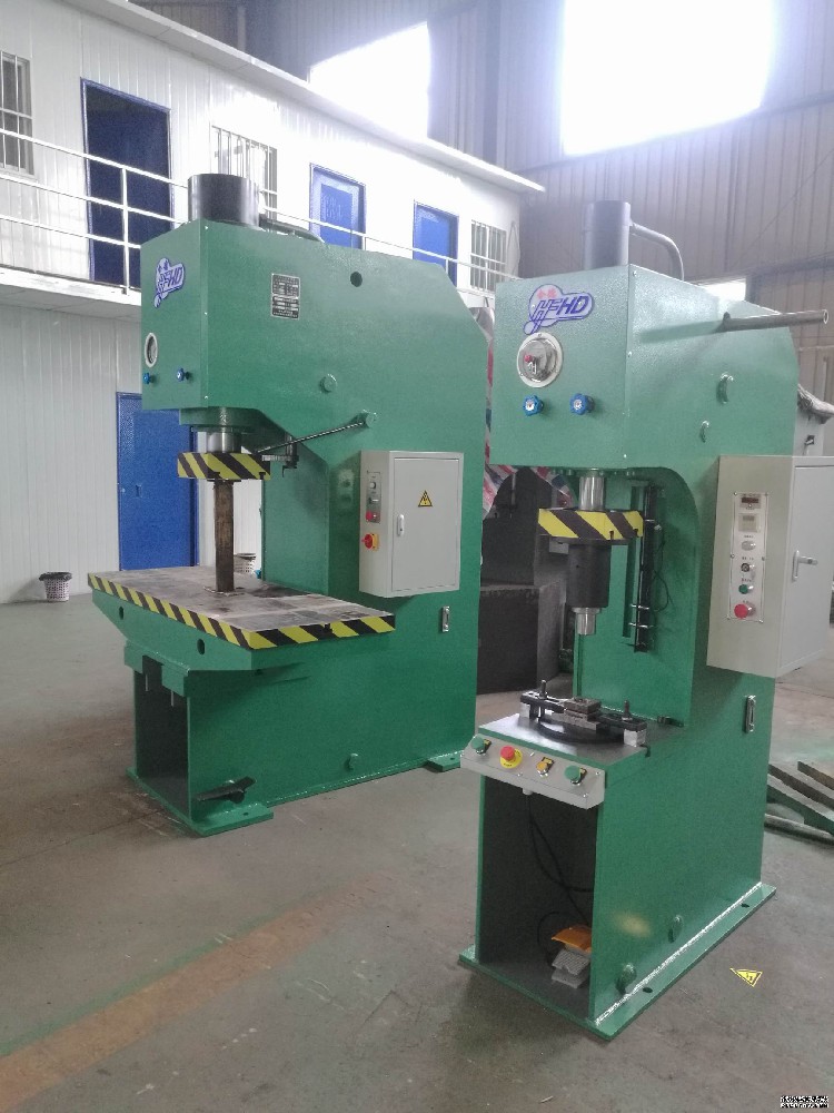 YHD41-200 2000KN單柱校正液壓機