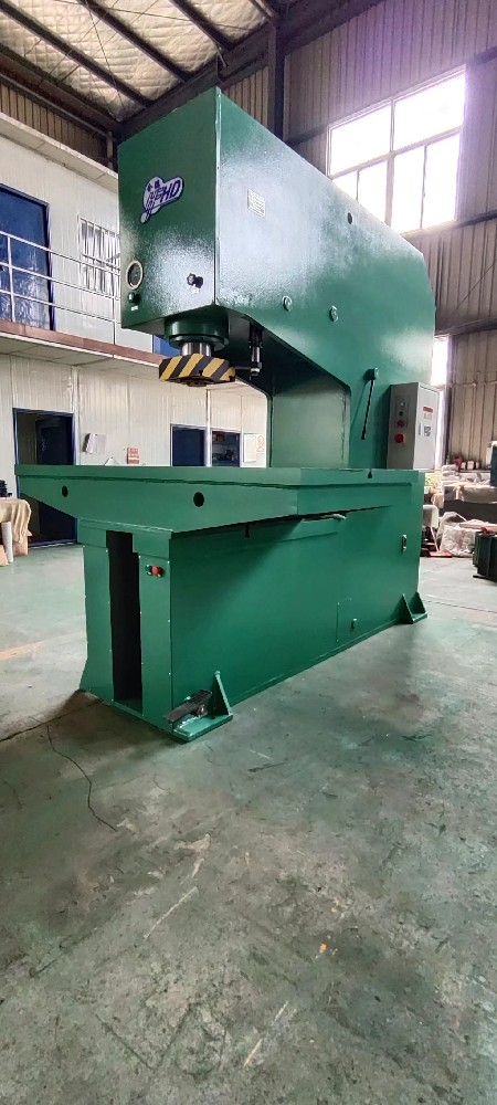 YHD41-100 長喉深單柱校正液壓機